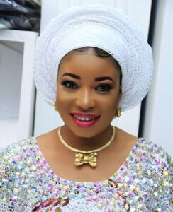 Lizzy Anjorin